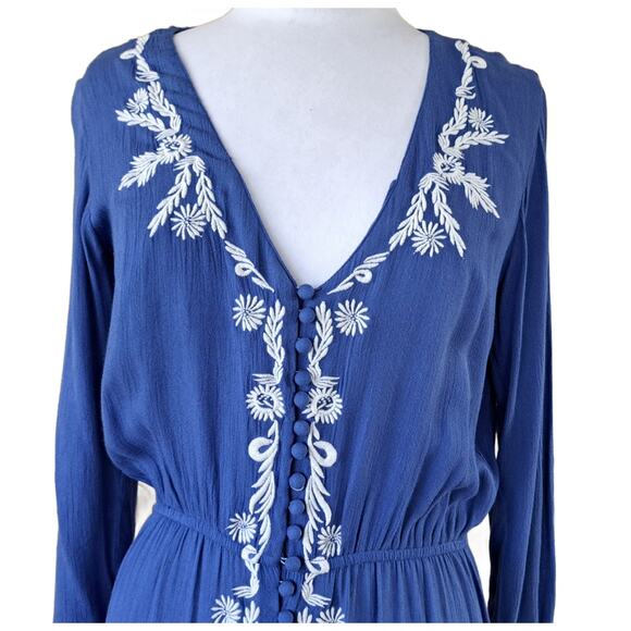 Lovers & Friends Valentine Embroidered Button Front Maxi Dress Size Small - Picture 9 of 15